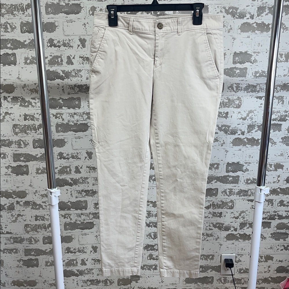 Banana Republic Classic Tan Khaki Chinos Pants Size 4